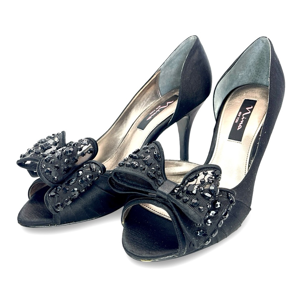 Nina Ricci Satin w Jeweled Bow Heels Size 8.5!